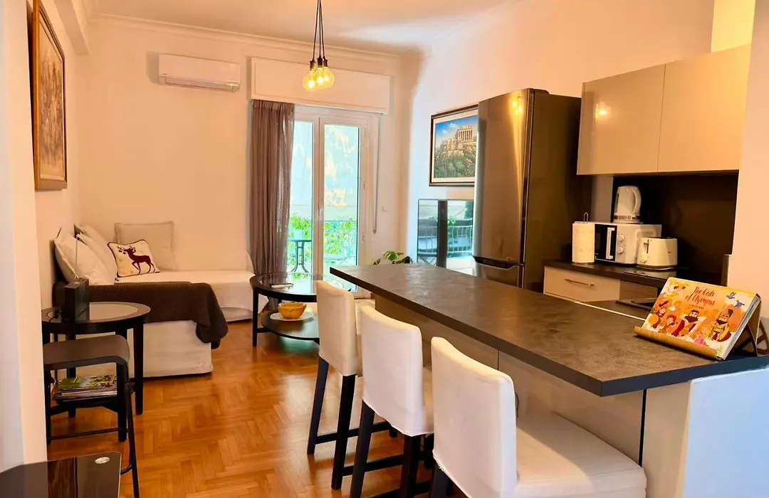 Amazing Apartment 2 Min To Acropolis-1